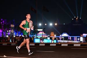 BIB: 269
                            <button type="button" onclick="openModal(15061802)" class="btn btn-primary btn-sm float-right btn-popup" data-toggle="modal" data-target=".modal-high-quality">
                        <i class="fas fa-shopping-cart"></i> Add to Cart
                    </button>
                                            <button type="button" onclick="isThisMe(15061802, true)" class="btn btn-success btn-sm float-right btn-popup btn-isme hidden" data-toggle="tooltip" data-placement="bottom" title="นี่คือรูปของคุณใช่ไหม คลิกที่นี่เพื่อเอาเข้าอัลบั้ม">
                        <i class="fas fa-plus"></i> Add to album
                    </button>
                    <button type="button" onclick="isThisMe(15061802, false)" class="btn btn-warning btn-sm float-right btn-popup btn-isnotme hidden">
                        <i class="fas fa-ban"></i> Remove from album
                    </button>